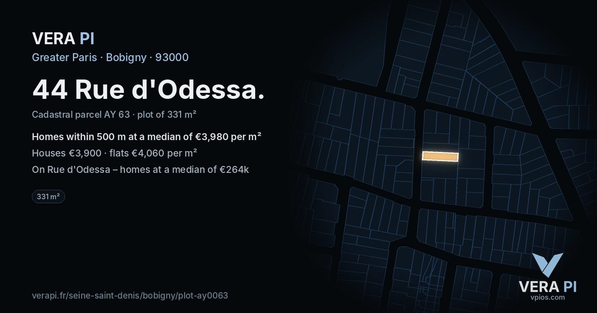 44 Rue d'Odessa, Bobigny at night – the plot lit, the parcels around coloured by the prices near them
