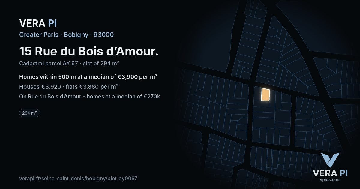 15 Rue du Bois d’Amour, Bobigny at night – the plot lit, the parcels around coloured by the prices near them