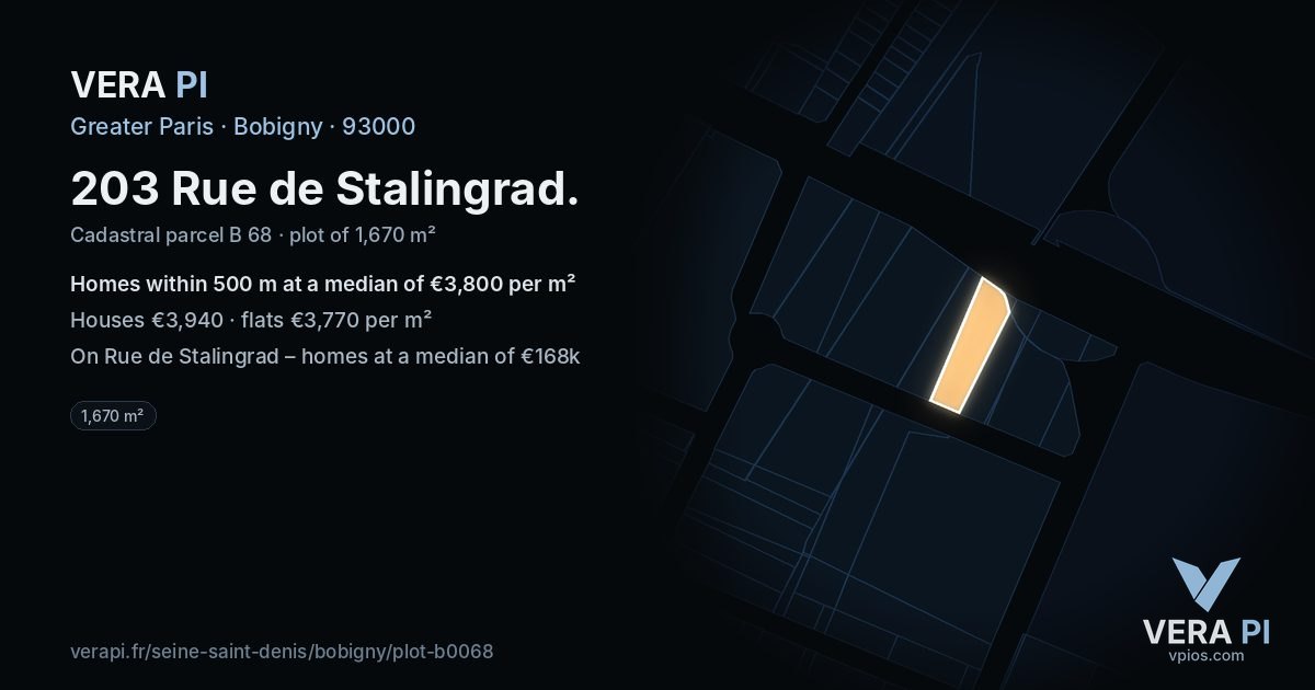 203 Rue de Stalingrad, Bobigny at night – the plot lit, the parcels around coloured by the prices near them