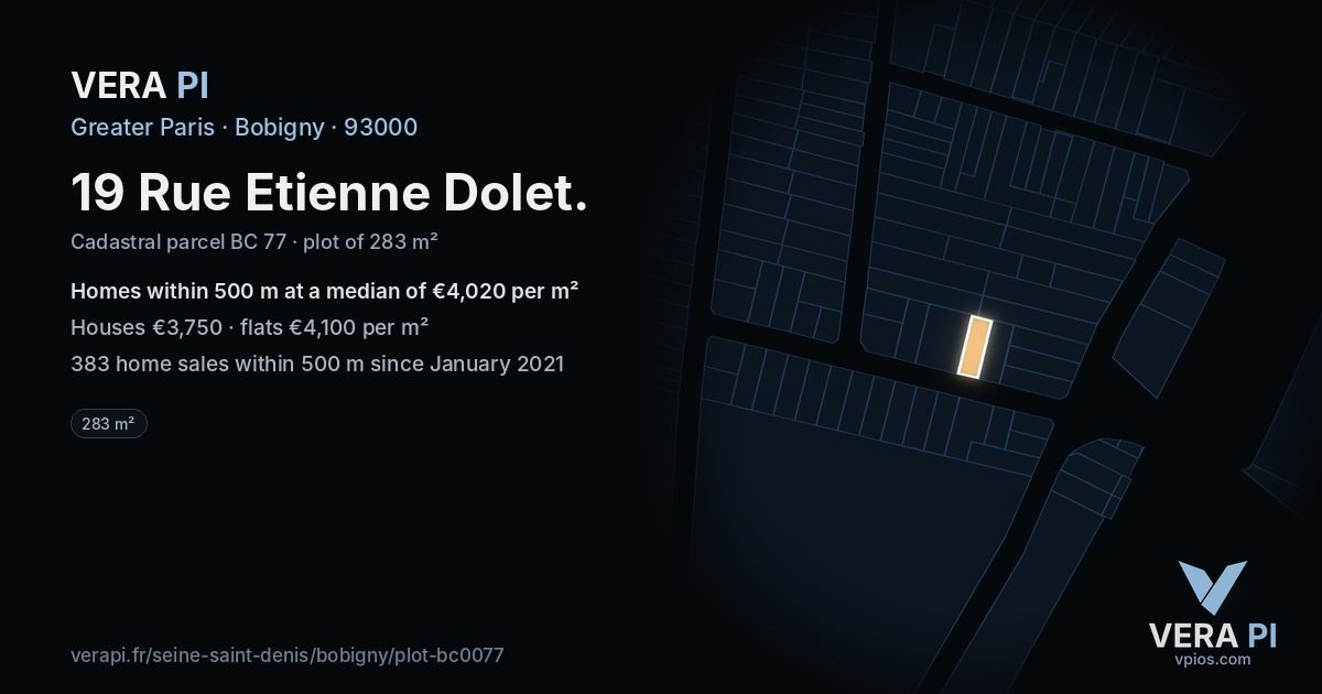 19 Rue Etienne Dolet, Bobigny at night – the plot lit, the parcels around coloured by the prices near them