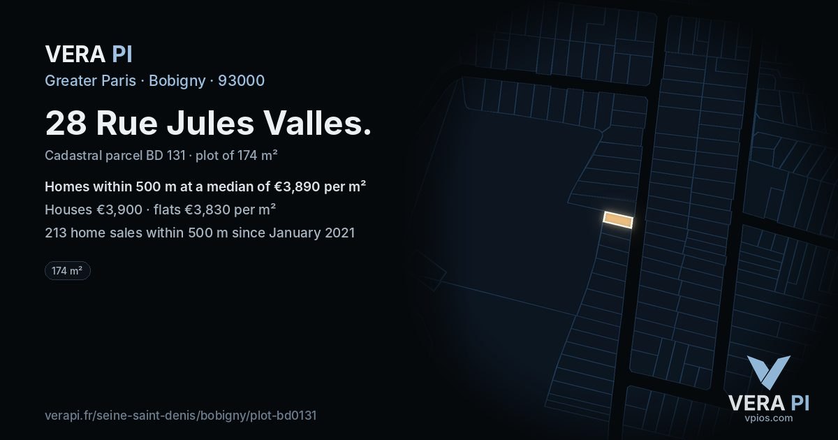 28 Rue Jules Valles, Bobigny at night – the plot lit, the parcels around coloured by the prices near them