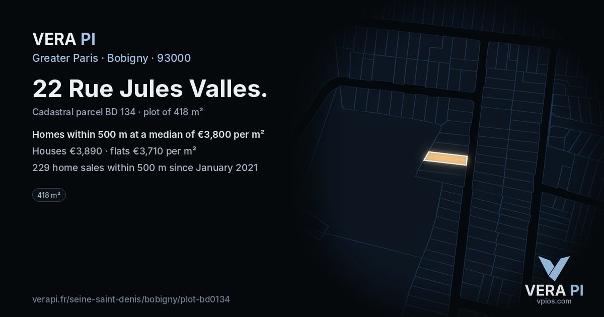 22 Rue Jules Valles, Bobigny at night – the plot lit, the parcels around coloured by the prices near them