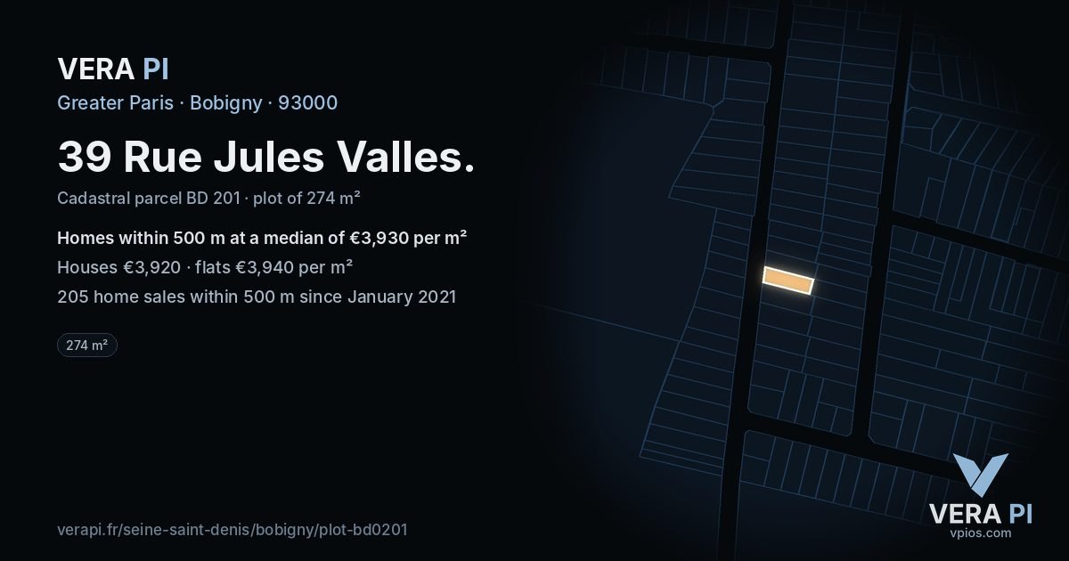 39 Rue Jules Valles, Bobigny at night – the plot lit, the parcels around coloured by the prices near them