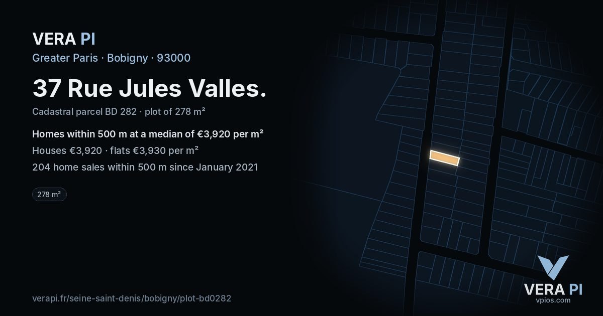 37 Rue Jules Valles, Bobigny at night – the plot lit, the parcels around coloured by the prices near them
