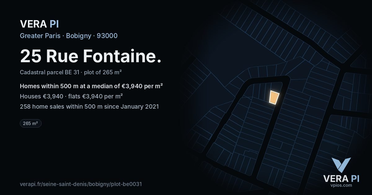 25 Rue Fontaine, Bobigny at night – the plot lit, the parcels around coloured by the prices near them