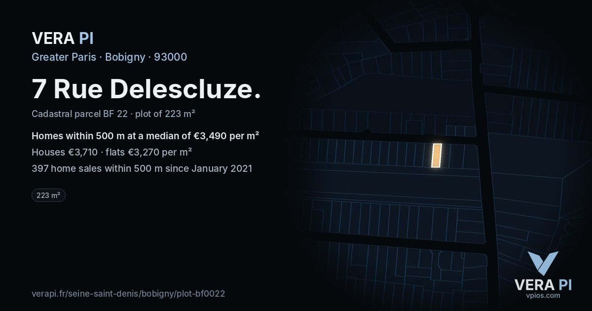 7 Rue Delescluze, Bobigny at night – the plot lit, the parcels around coloured by the prices near them