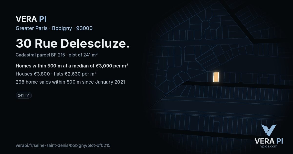 30 Rue Delescluze, Bobigny at night – the plot lit, the parcels around coloured by the prices near them