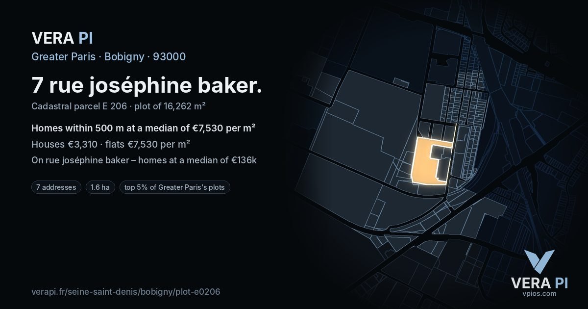 7 rue joséphine baker, Bobigny at night – the plot lit, the parcels around coloured by the prices near them