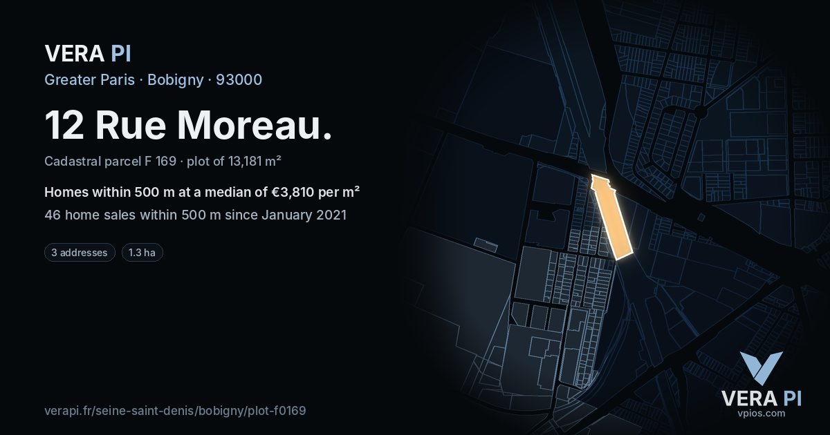 12 Rue Moreau, Bobigny at night – the plot lit, the parcels around coloured by the prices near them
