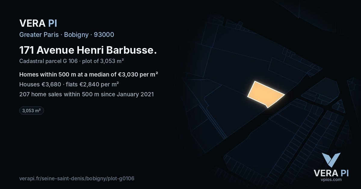 171 Avenue Henri Barbusse, Bobigny at night – the plot lit, the parcels around coloured by the prices near them