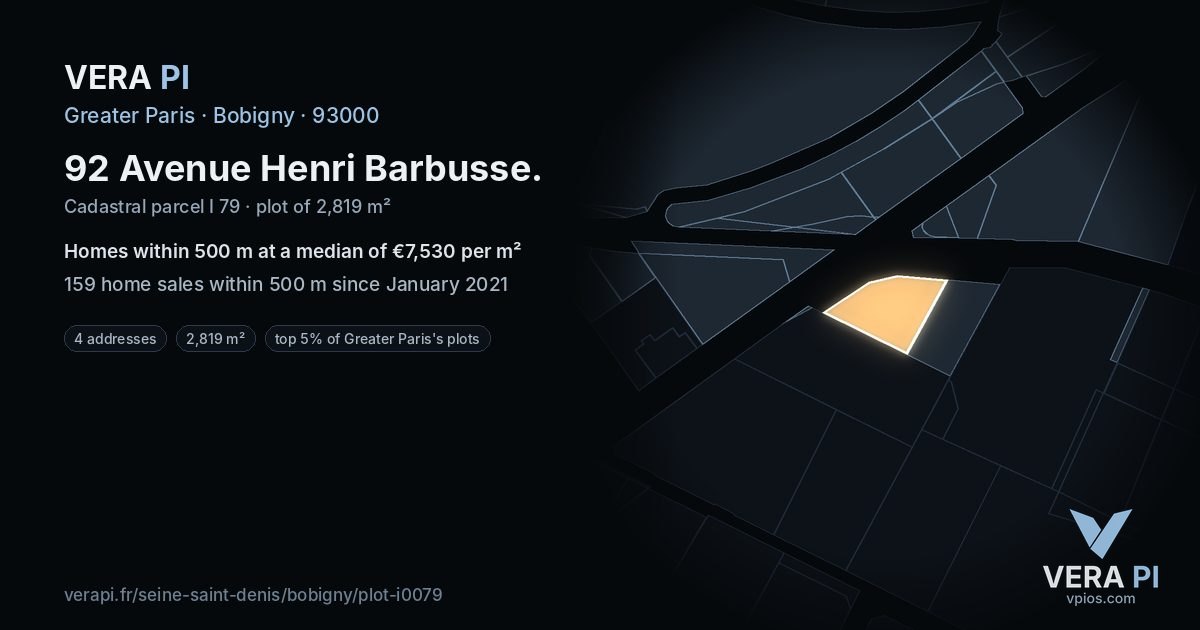 92 Avenue Henri Barbusse, Bobigny at night – the plot lit, the parcels around coloured by the prices near them