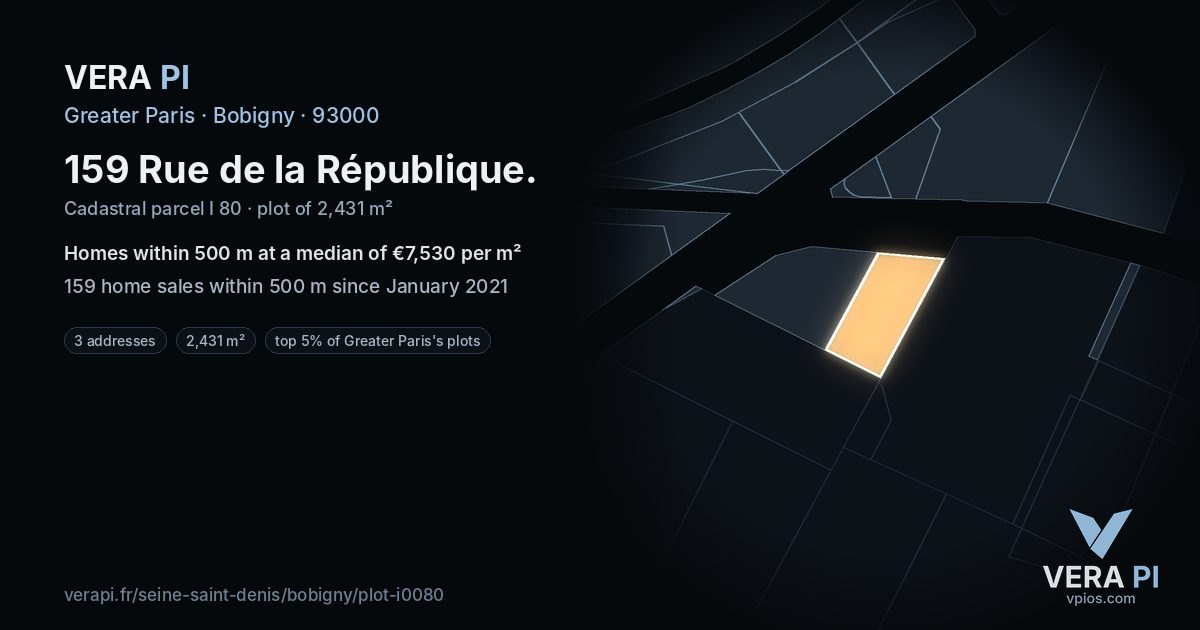 159 Rue de la République, Bobigny at night – the plot lit, the parcels around coloured by the prices near them