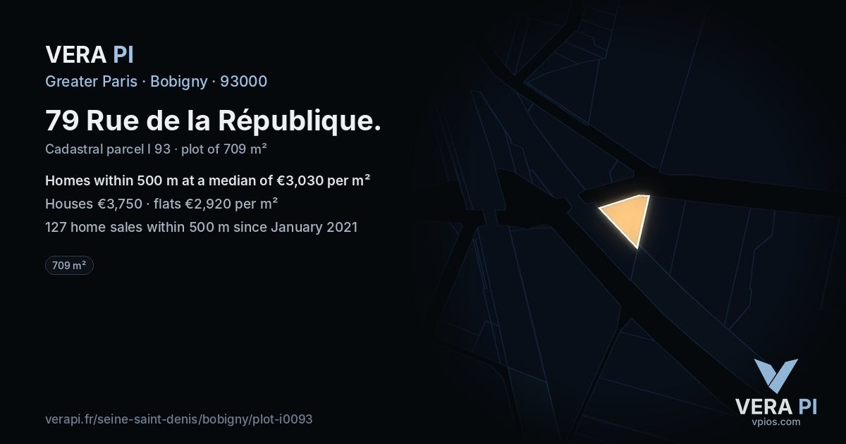 79 Rue de la République, Bobigny at night – the plot lit, the parcels around coloured by the prices near them