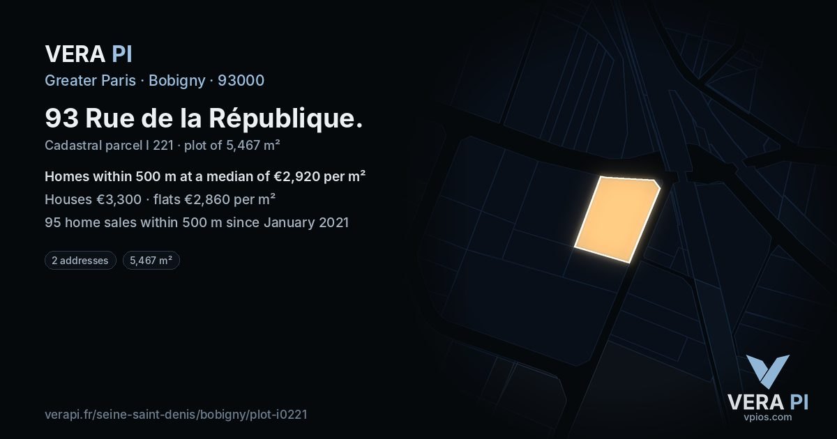 93 Rue de la République, Bobigny at night – the plot lit, the parcels around coloured by the prices near them