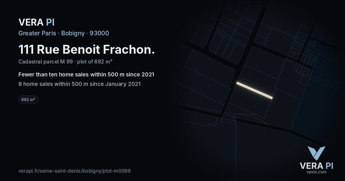 111 Rue Benoit Frachon, Bobigny at night – the plot lit, the parcels around coloured by the prices near them