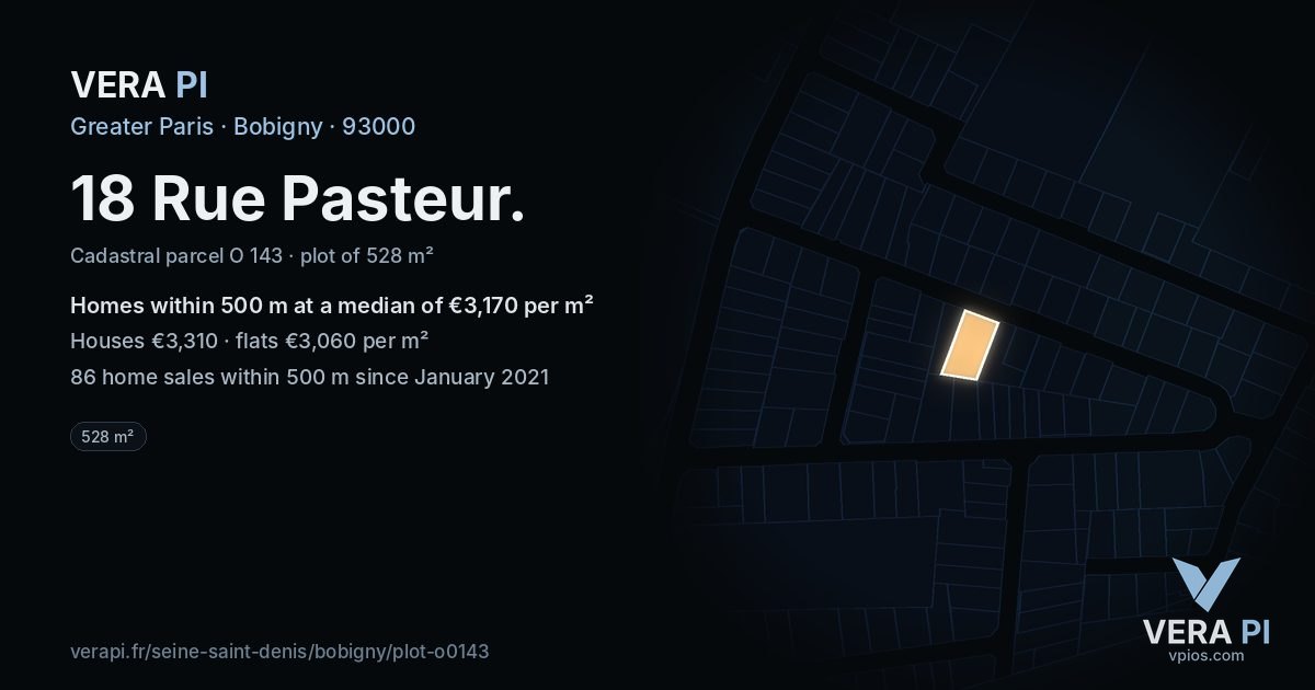 18 Rue Pasteur, Bobigny at night – the plot lit, the parcels around coloured by the prices near them