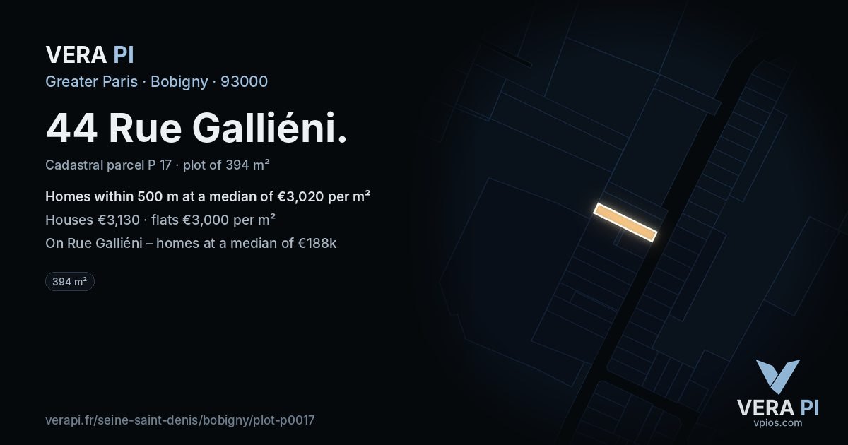 44 Rue Galliéni, Bobigny at night – the plot lit, the parcels around coloured by the prices near them