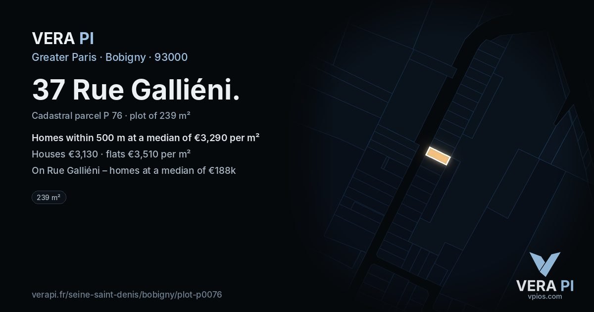 37 Rue Galliéni, Bobigny at night – the plot lit, the parcels around coloured by the prices near them