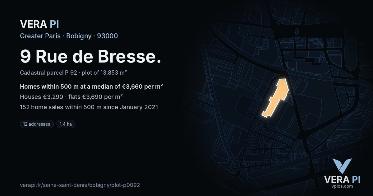 9 Rue de Bresse, Bobigny at night – the plot lit, the parcels around coloured by the prices near them