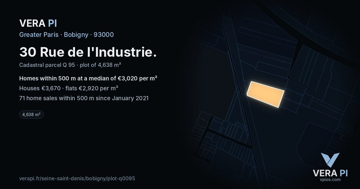 30 Rue de l'Industrie, Bobigny at night – the plot lit, the parcels around coloured by the prices near them