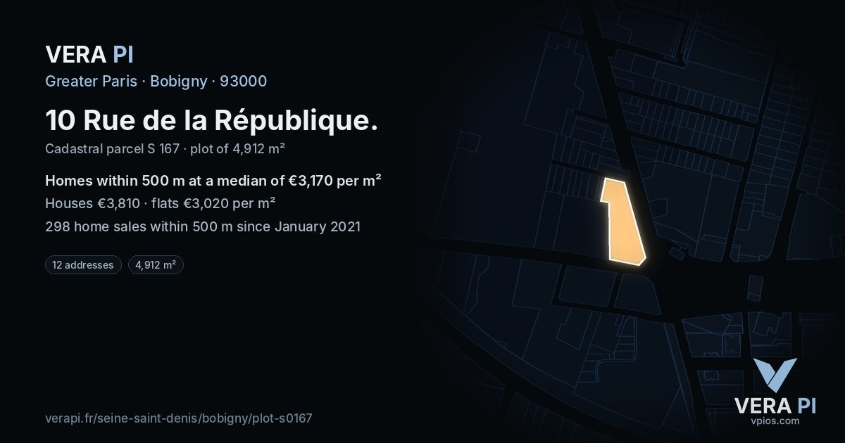 10 Rue de la République, Bobigny at night – the plot lit, the parcels around coloured by the prices near them