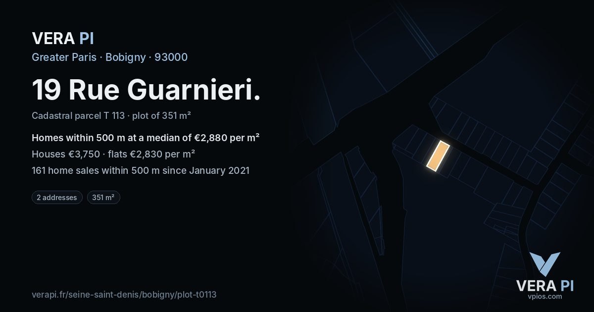 19 Rue Guarnieri, Bobigny at night – the plot lit, the parcels around coloured by the prices near them