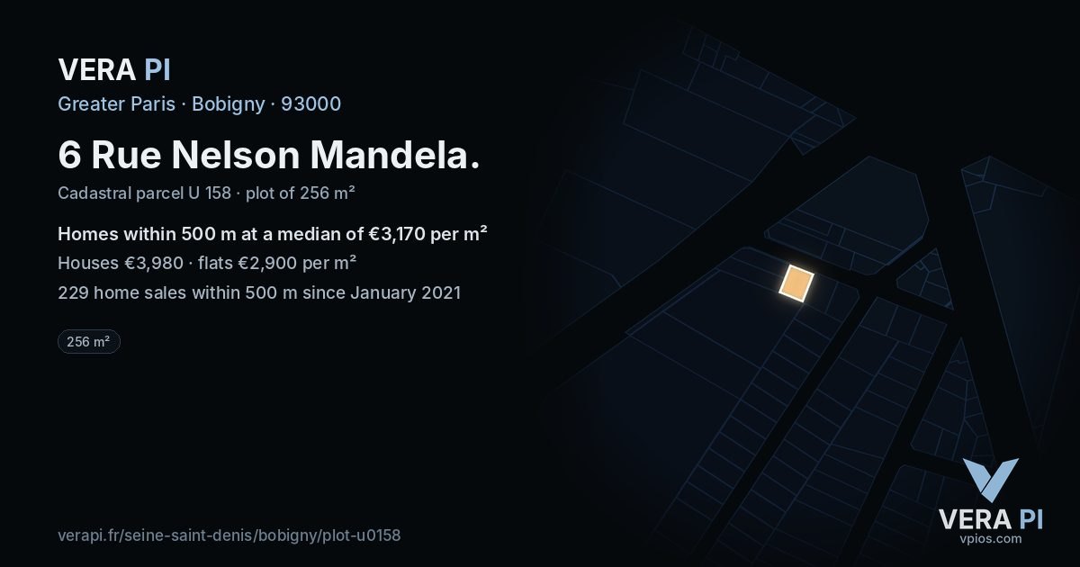 6 Rue Nelson Mandela, Bobigny at night – the plot lit, the parcels around coloured by the prices near them