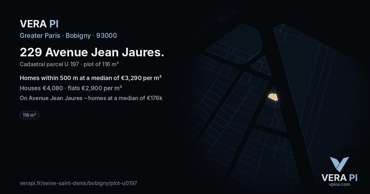 229 Avenue Jean Jaures, Bobigny at night – the plot lit, the parcels around coloured by the prices near them