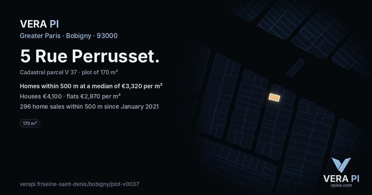 5 Rue Perrusset, Bobigny at night – the plot lit, the parcels around coloured by the prices near them