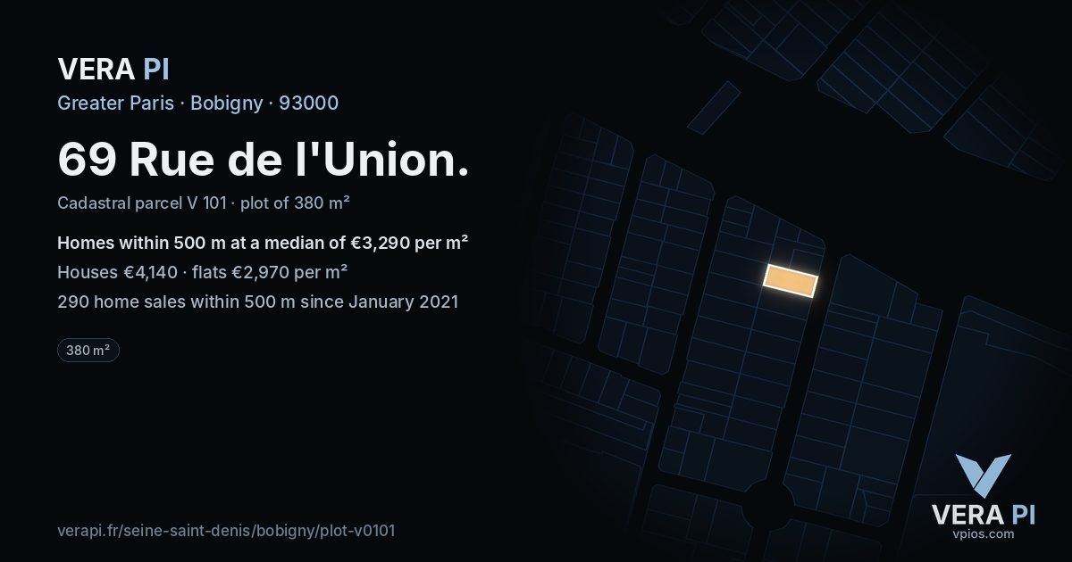 69 Rue de l'Union, Bobigny at night – the plot lit, the parcels around coloured by the prices near them