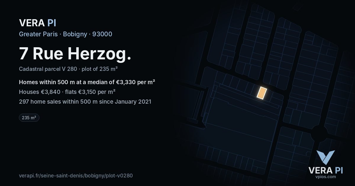 7 Rue Herzog, Bobigny at night – the plot lit, the parcels around coloured by the prices near them