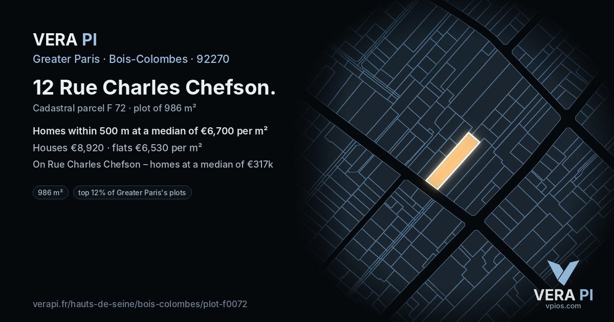 12 Rue Charles Chefson, Bois-Colombes at night – the plot lit, the parcels around coloured by the prices near them