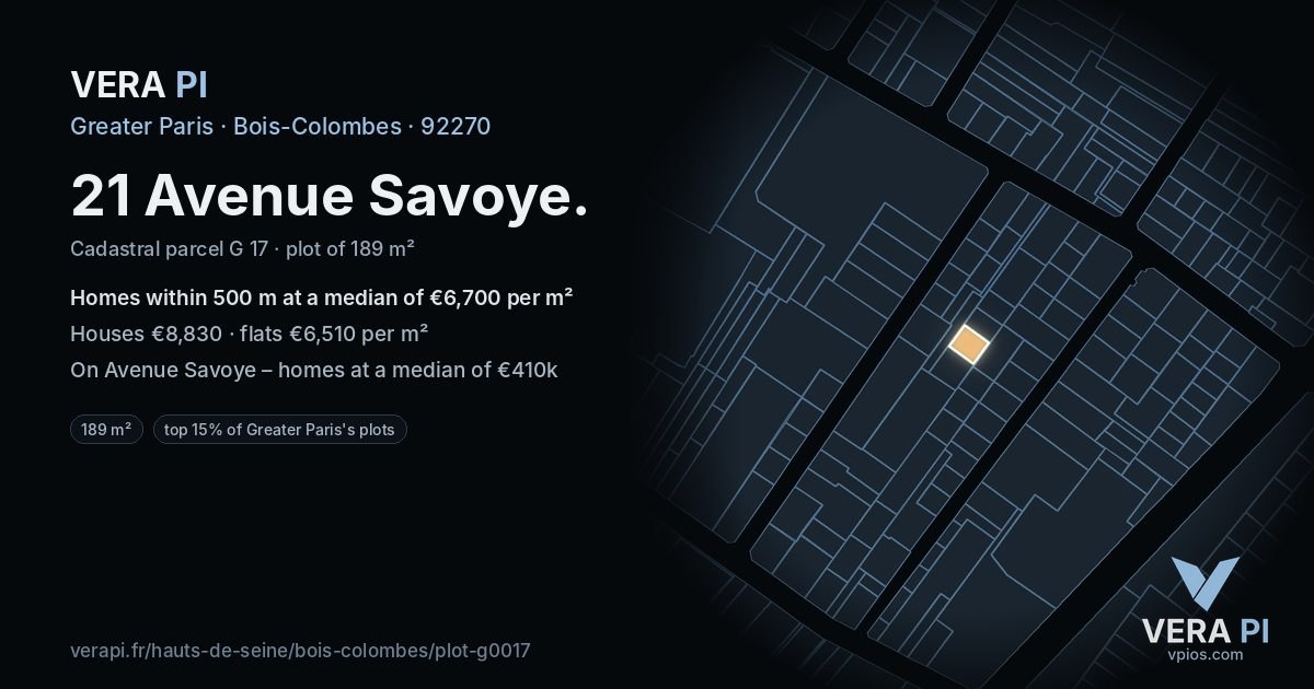 21 Avenue Savoye, Bois-Colombes at night – the plot lit, the parcels around coloured by the prices near them