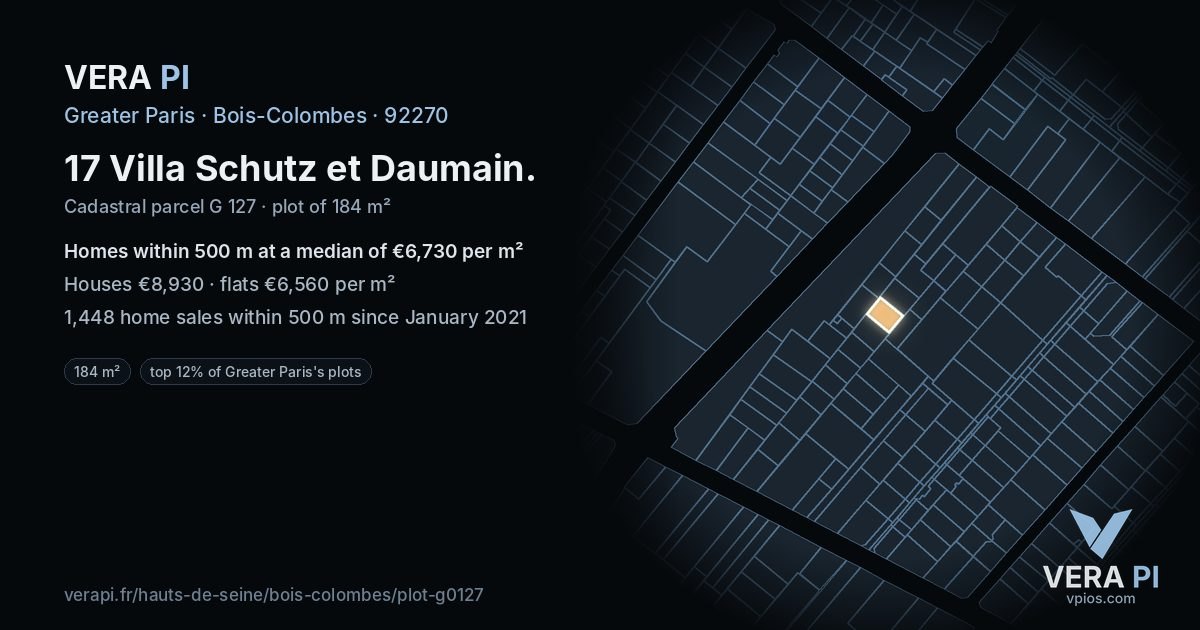 17 Villa Schutz et Daumain, Bois-Colombes at night – the plot lit, the parcels around coloured by the prices near them