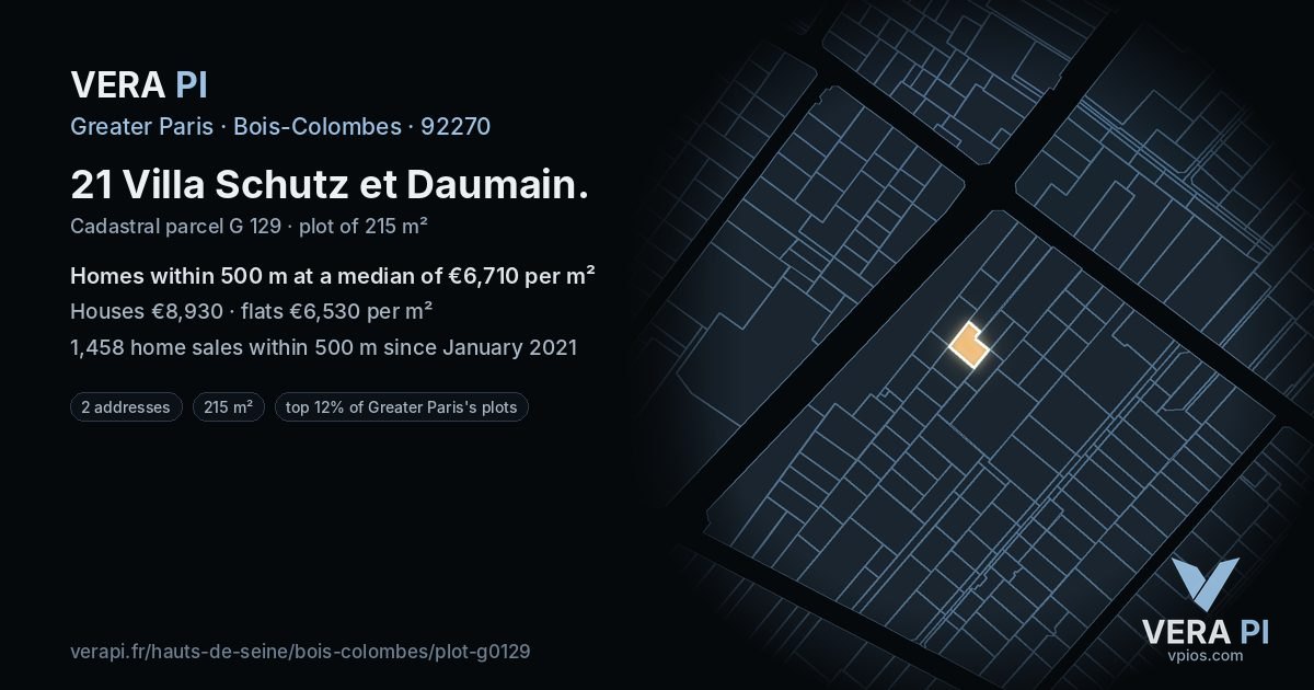 21 Villa Schutz et Daumain, Bois-Colombes at night – the plot lit, the parcels around coloured by the prices near them