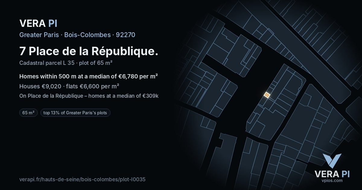 7 Place de la République, Bois-Colombes at night – the plot lit, the parcels around coloured by the prices near them