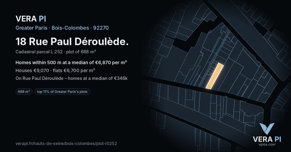 18 Rue Paul Déroulède, Bois-Colombes at night – the plot lit, the parcels around coloured by the prices near them