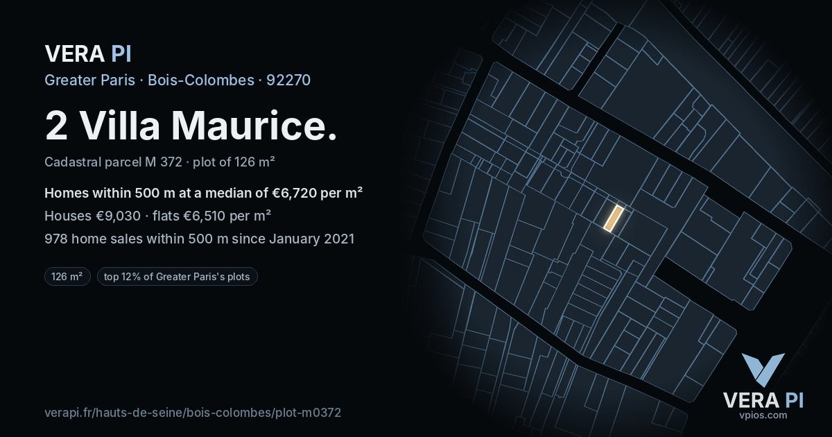 2 Villa Maurice, Bois-Colombes at night – the plot lit, the parcels around coloured by the prices near them