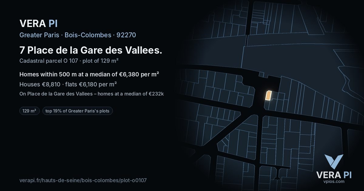 7 Place de la Gare des Vallees, Bois-Colombes at night – the plot lit, the parcels around coloured by the prices near them