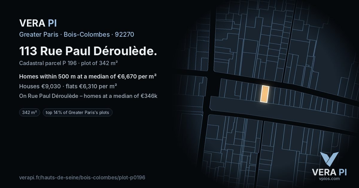 113 Rue Paul Déroulède, Bois-Colombes at night – the plot lit, the parcels around coloured by the prices near them