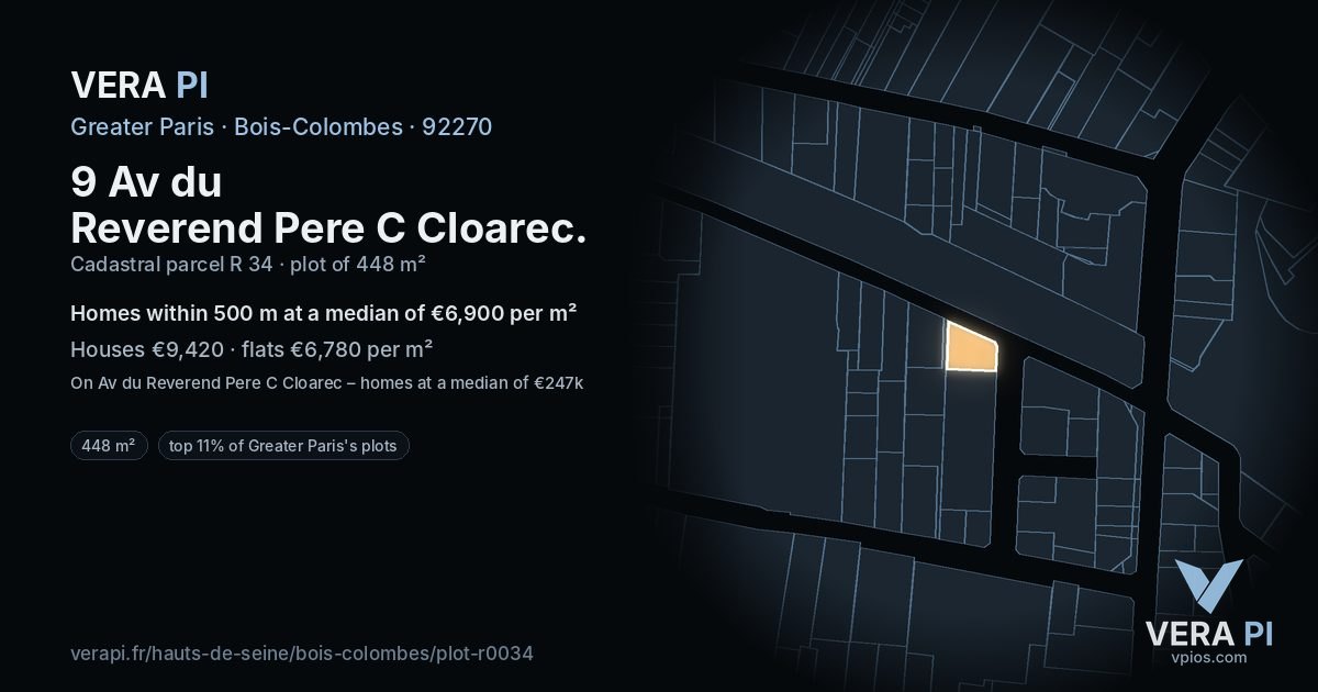 9 Av du Reverend Pere C Cloarec, Bois-Colombes at night – the plot lit, the parcels around coloured by the prices near them