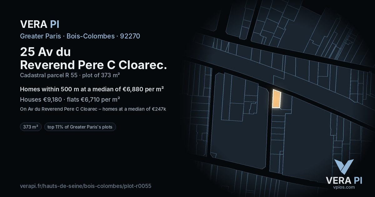 25 Av du Reverend Pere C Cloarec, Bois-Colombes at night – the plot lit, the parcels around coloured by the prices near them
