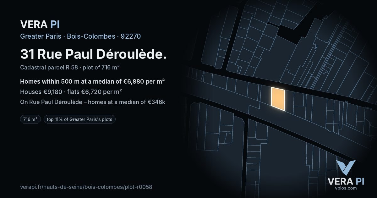 31 Rue Paul Déroulède, Bois-Colombes at night – the plot lit, the parcels around coloured by the prices near them