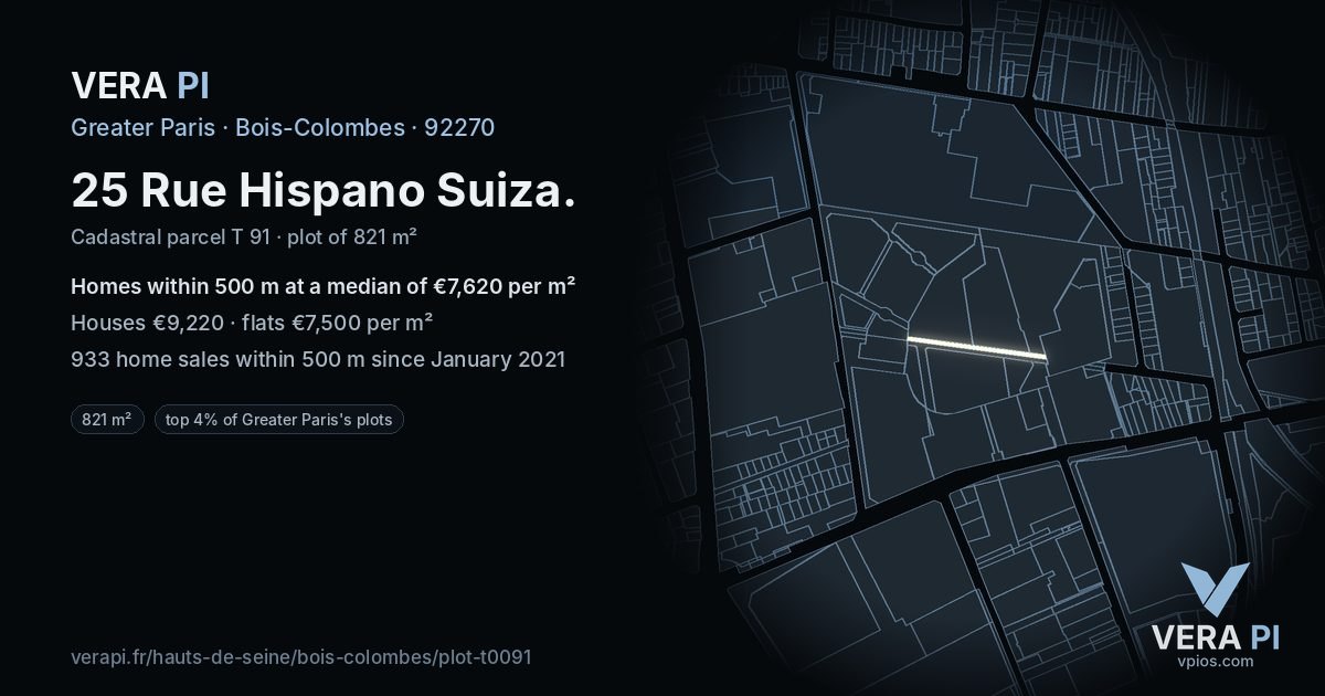 25 Rue Hispano Suiza, Bois-Colombes at night – the plot lit, the parcels around coloured by the prices near them