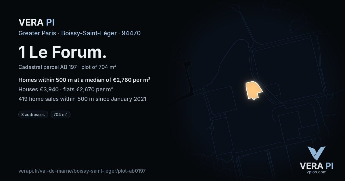 1 Le Forum, Boissy-Saint-Léger at night – the plot lit, the parcels around coloured by the prices near them