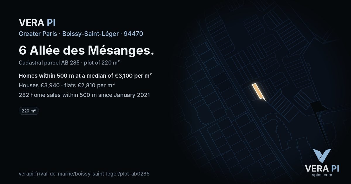 6 Allée des Mésanges, Boissy-Saint-Léger at night – the plot lit, the parcels around coloured by the prices near them