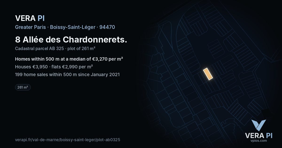 8 Allée des Chardonnerets, Boissy-Saint-Léger at night – the plot lit, the parcels around coloured by the prices near them