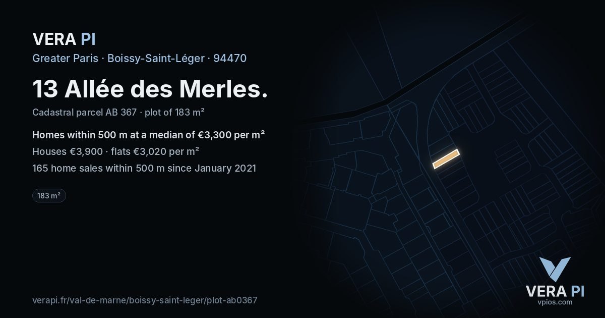 13 Allée des Merles, Boissy-Saint-Léger at night – the plot lit, the parcels around coloured by the prices near them