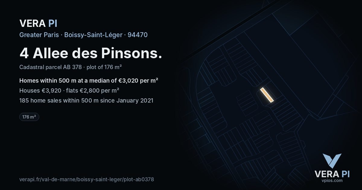 4 Allee des Pinsons, Boissy-Saint-Léger at night – the plot lit, the parcels around coloured by the prices near them