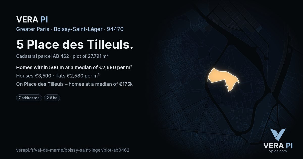 5 Place des Tilleuls, Boissy-Saint-Léger at night – the plot lit, the parcels around coloured by the prices near them